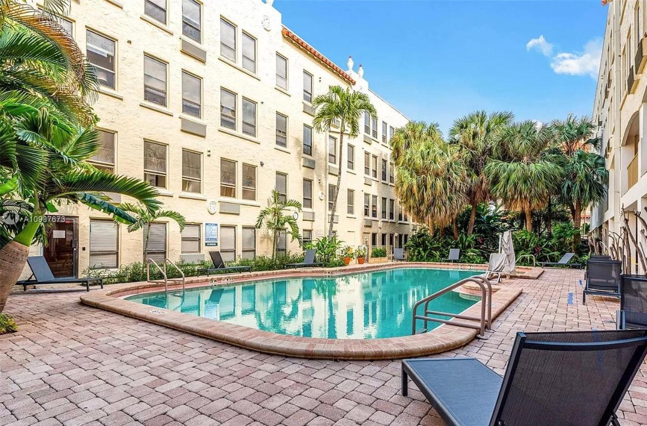 Renovated Studio In The Heart Of Palm Beach - Free Parking, Security Box Exterior photo