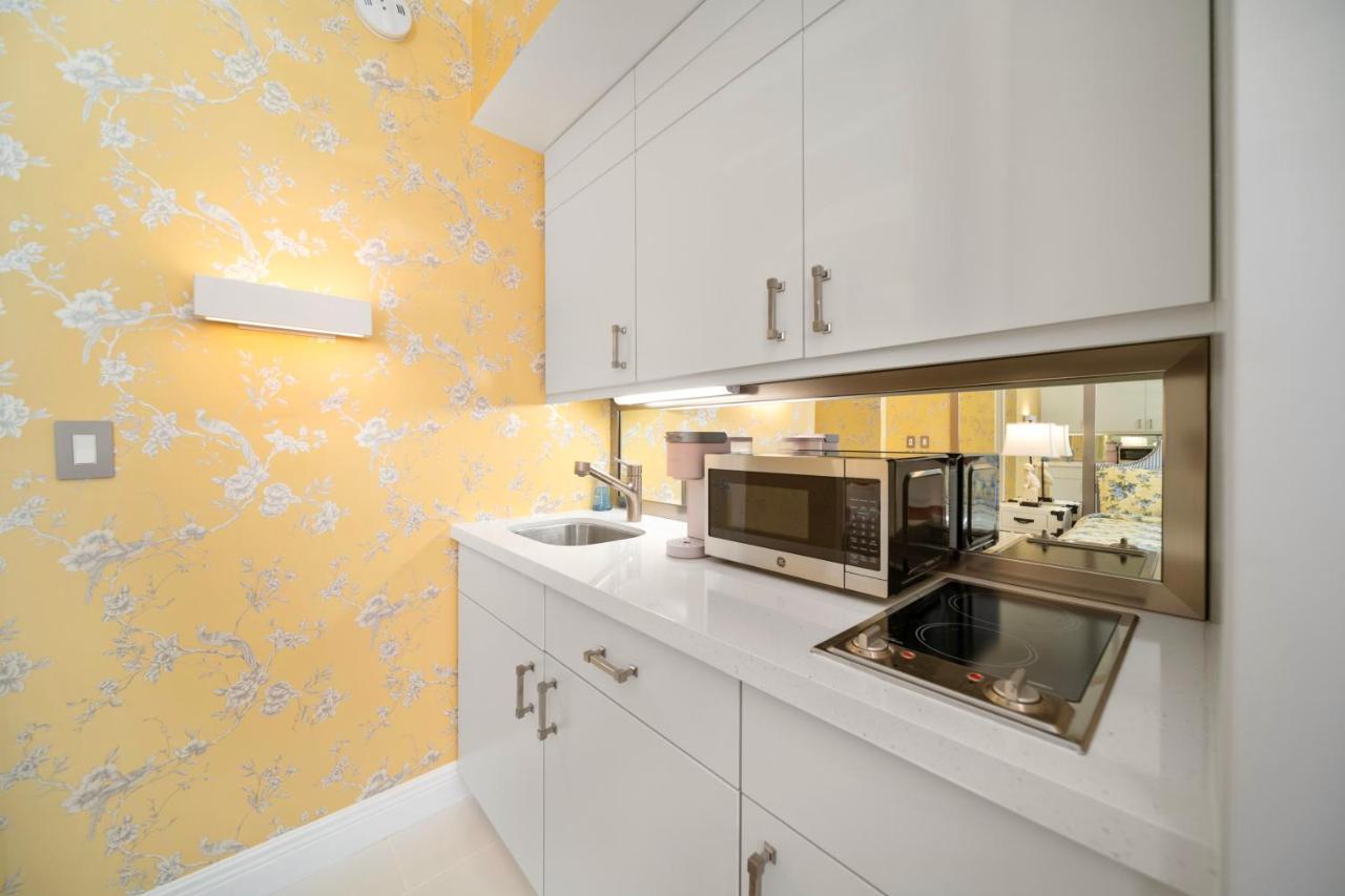 Renovated Studio In The Heart Of Palm Beach - Free Parking, Security Box Exterior photo