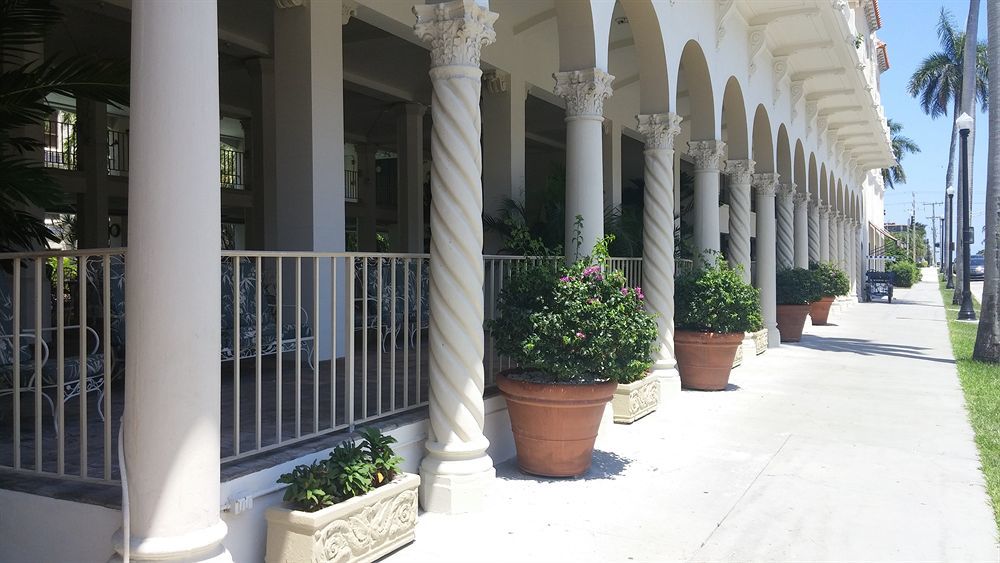 Renovated Studio In The Heart Of Palm Beach - Free Parking, Security Box Exterior photo